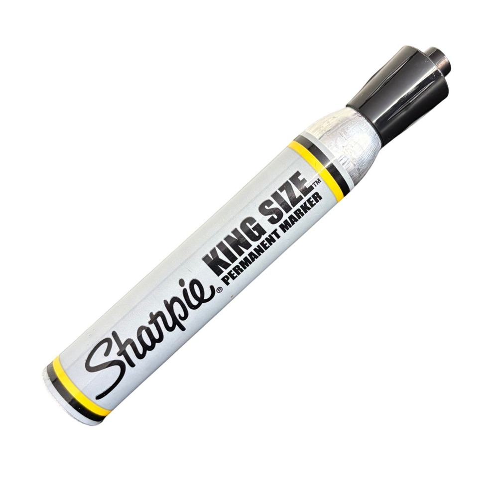 Sharpie King Size | Permanent Marker | Black Chisel Tip | Aluminum Barrel 15001